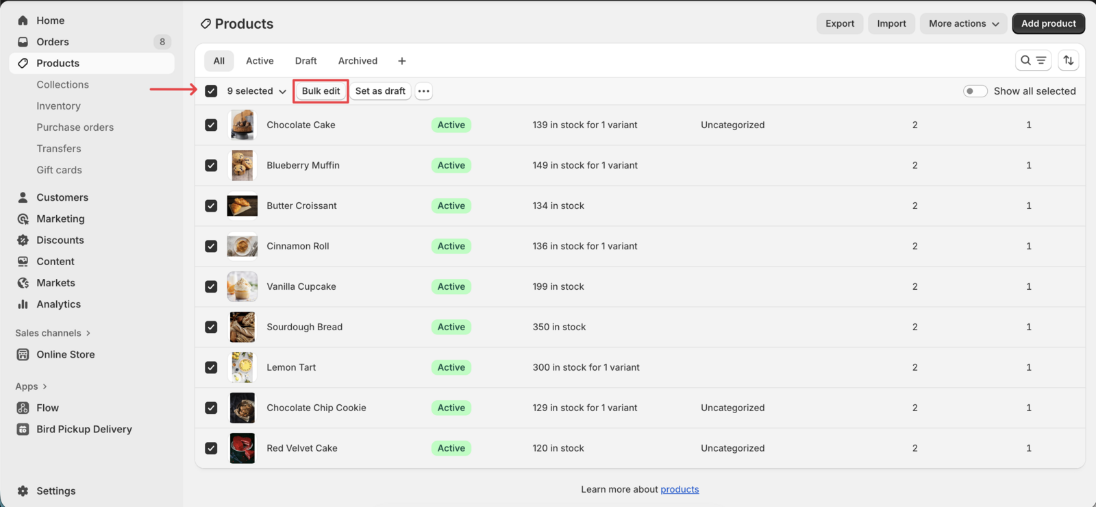Shows the bulk edit interface with multiple products selected and the bulk edit button highlighted