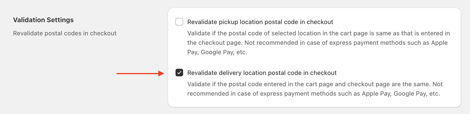 Shows the validation settings section with the postal code revalidation option highlighted
